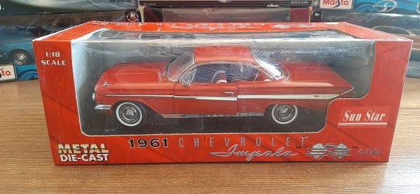 Sun Star, Chevrolet, Impala, 1961, Voiture miniature de collection, Diecast 1/18,