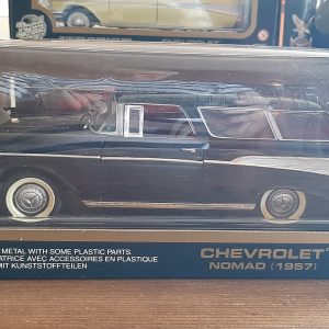 Road Tough, Chevrolet, Nomad, 1957, Voiture miniature de collection, Diecast 1/18,